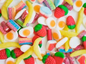 50 Candy that Starts with U
